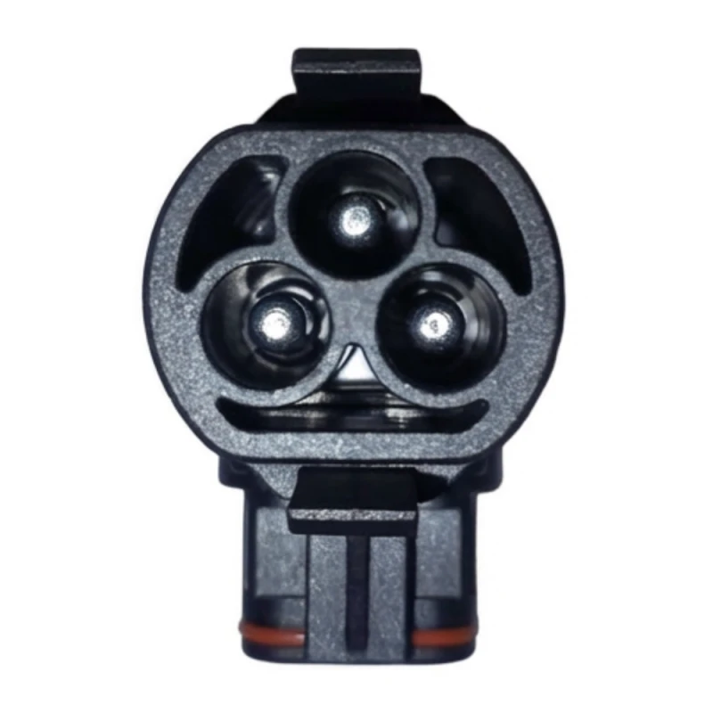 solax-ac-trunk-connector-03.webp