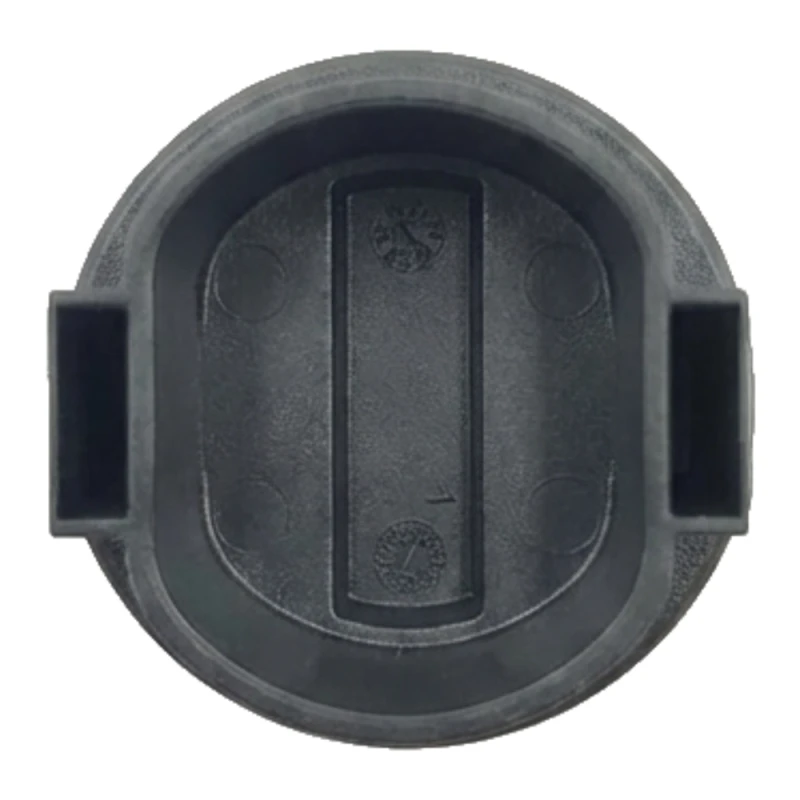 solax-ac-trunk-end-cap-04.webp